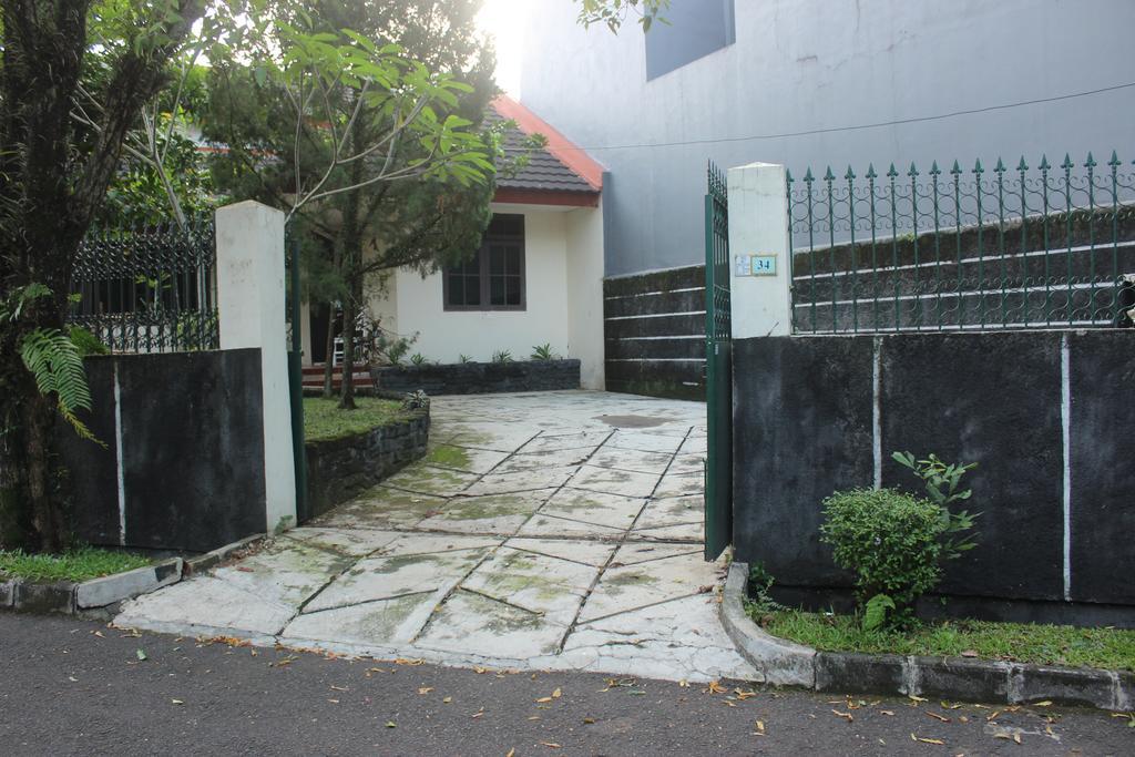 Riverrun Home Bogor Exteriör bild